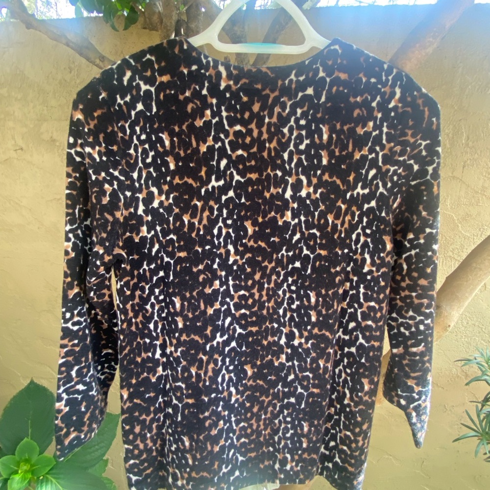 TALBOTS WOOL SWEATER